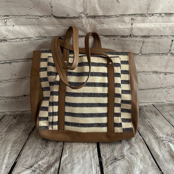 Relic by Fossil Navy and White Fabric Shoulder Bag With Brown Trim, Pre-owned - Picture 2 of 6